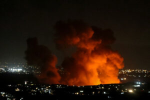 Israel intensifica bombardeamentos no sul de Beirute, atingindo possíveis alvos do Hezbollah